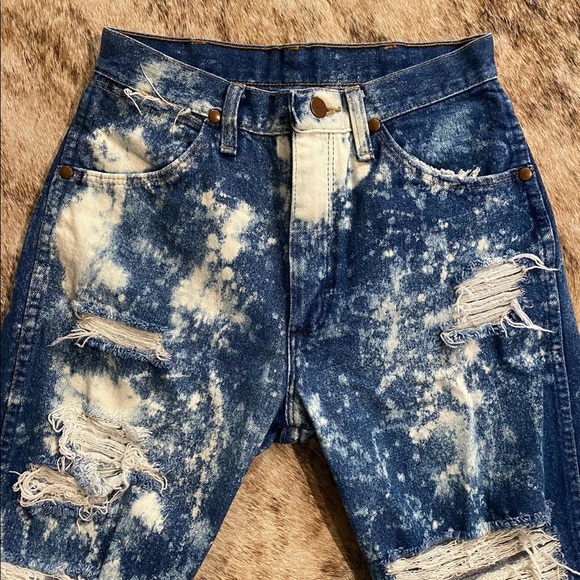 Custom Bleached and Distressed Wranglers - Picture 4 of 6